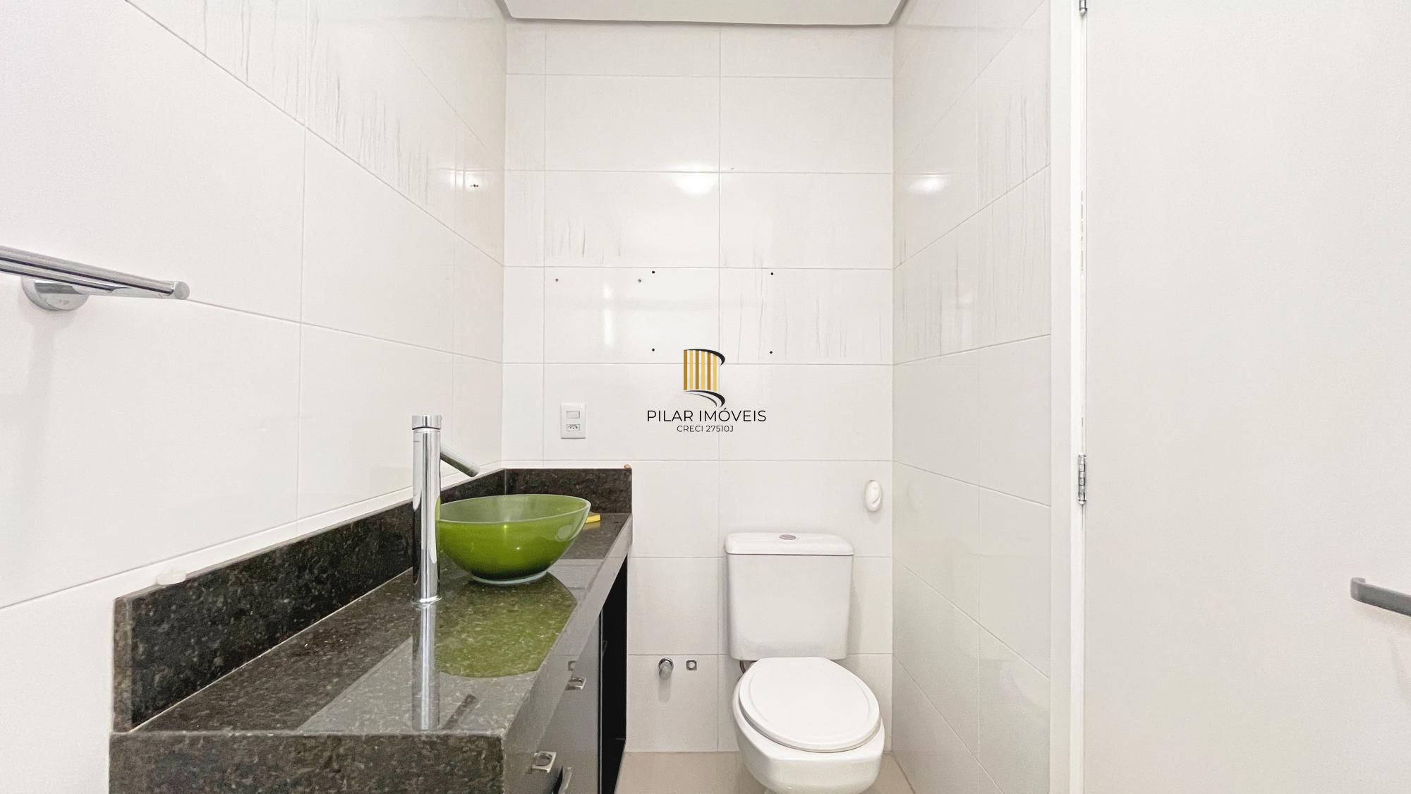 Casa de Condomínio 3 dormitórios no bairro Hípica