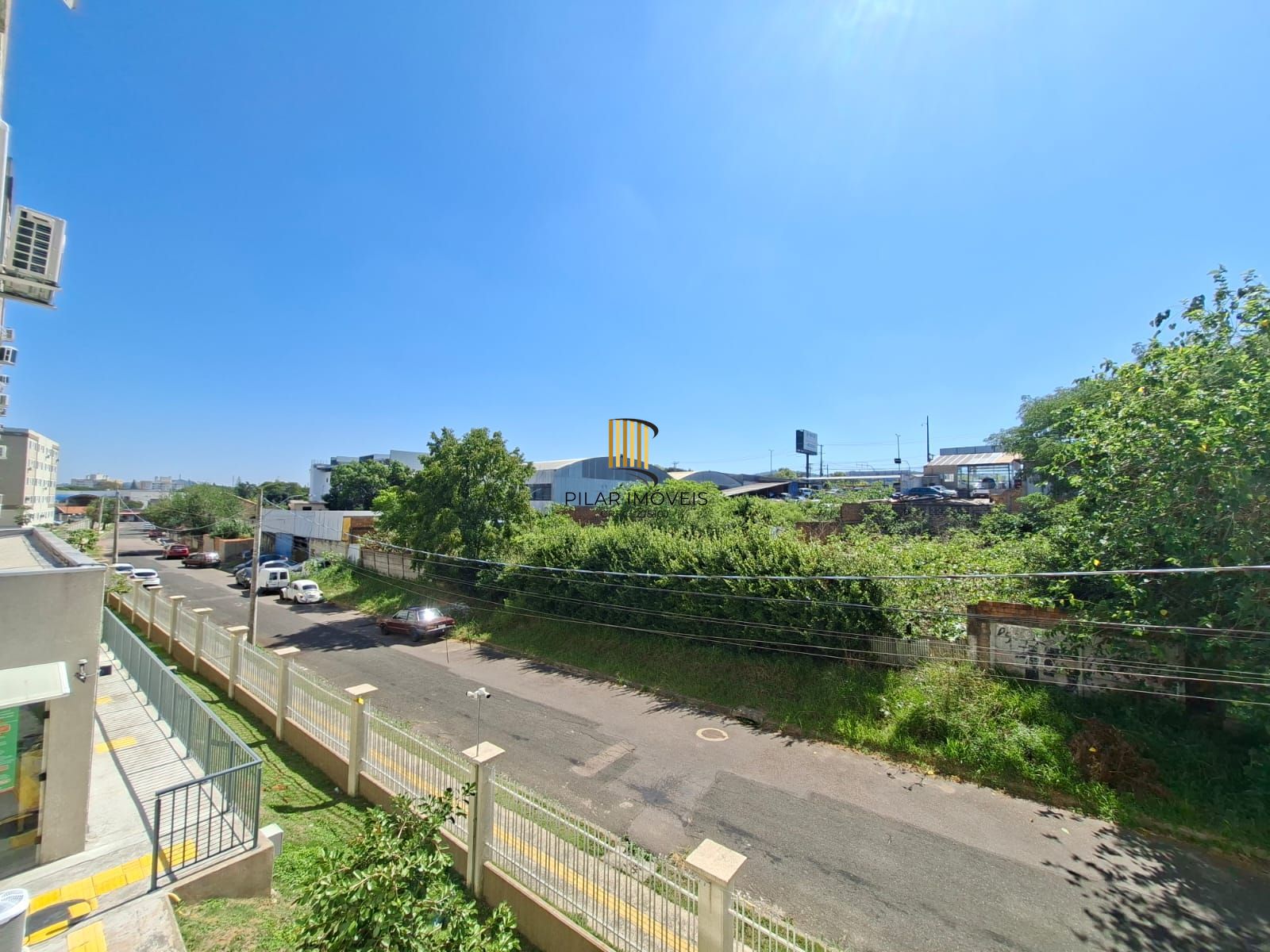 Apartamento de 02 dormitorios com vaga de garagem no bairro Cavalhada- VENDA!!