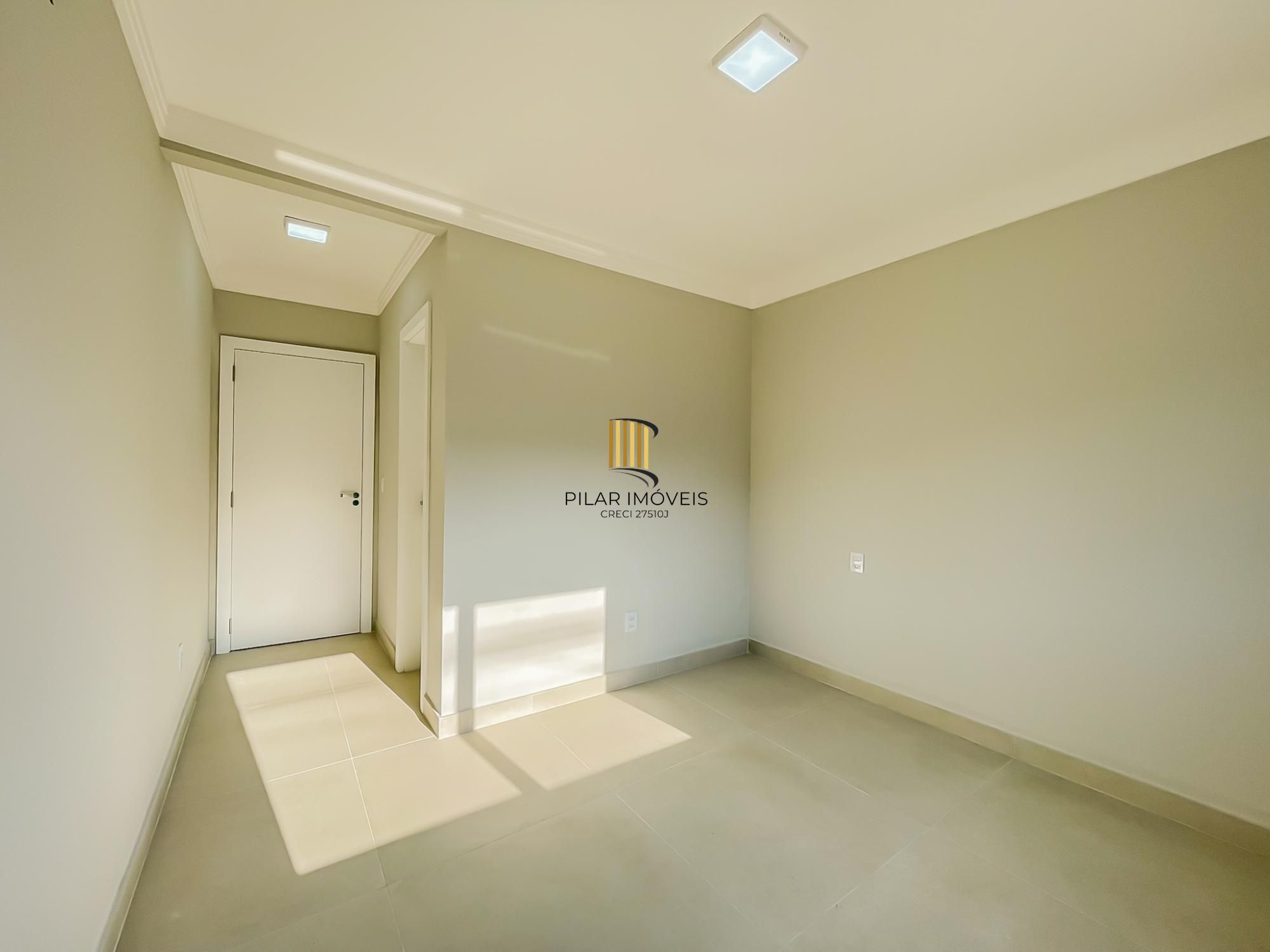 Residência com 3 dormitórios em excelente localização no bairro Hípica