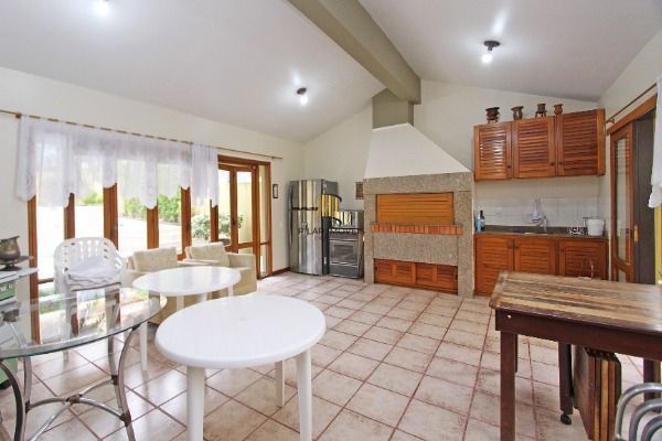 Casa para Venda - 287.96m², 4 dormitórios, sendo 1 suites, 4 vagas - Imperial Parque