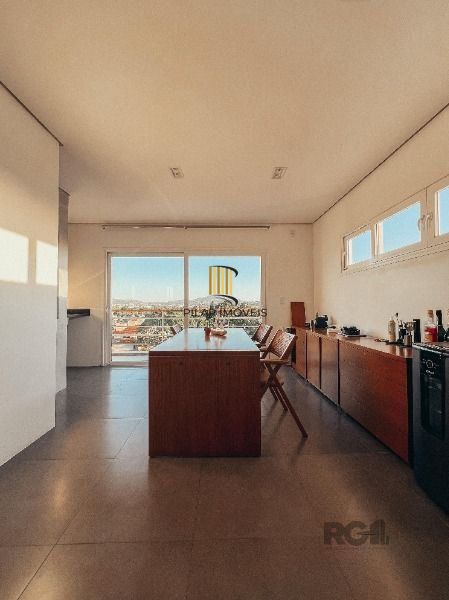 Casa 3 dormitórios no bairro Ipanema