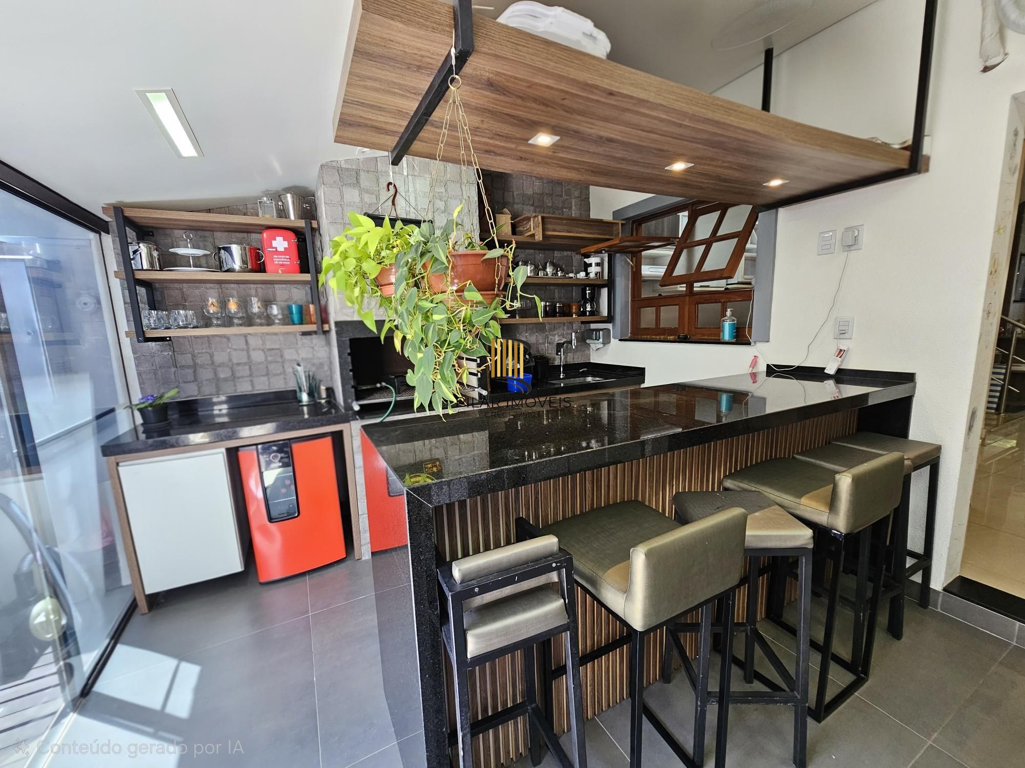 Casa 3 dormitórios com 180,00m² de área construída no Hipica Boulevard, próximo Escola Cesi e Desco Atacado !