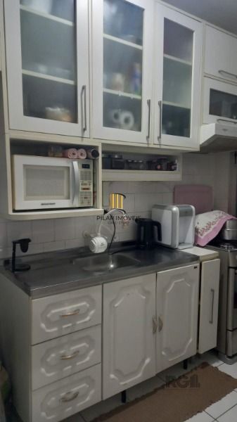 Apartamento em Porto Alegre, no bairro Cristal, com 1 dormitório(s), e 1 banheiros, à venda.