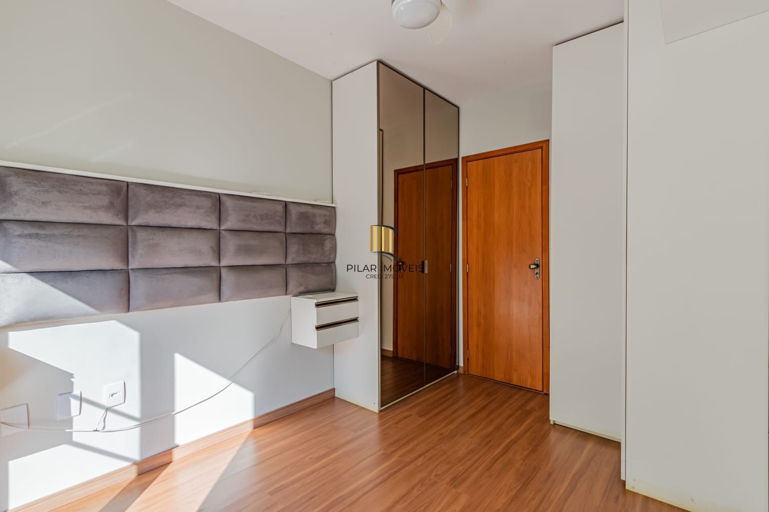 Sobrado 2 dormitórios com sótão em condomínio no bairro Hípica Urubatan zona sul de Porto Alegre !