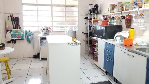 Casa para Venda - 203.5m², 4 dormitórios, Restinga