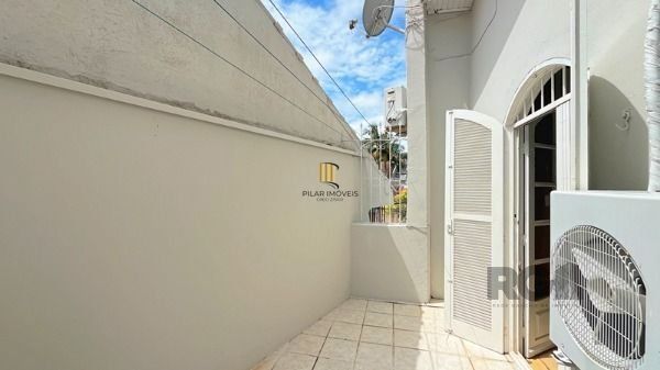 Casa 3 dormitórios no bairro Ipanema
