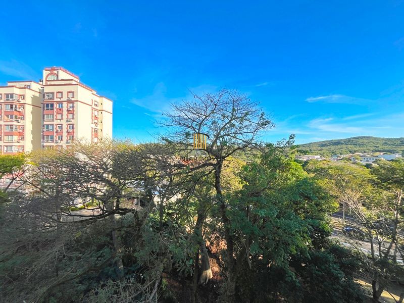 Apartamento 2 dormitórios no bairro Cavalhada