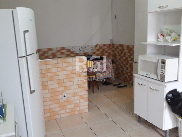 Casa para Venda - 90m², 4 dormitórios, 3 vagas - Cristal
