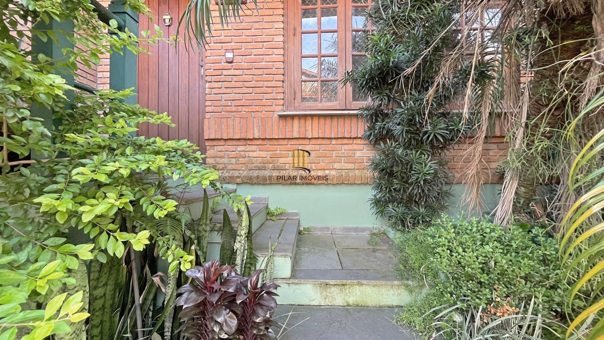 Casa 2 dormitórios no bairro Cavalhada