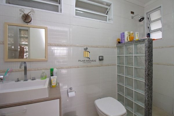 Casa para Venda - 300m², 3 dormitórios, sendo 1 suites, 2 vagas - Ipanema