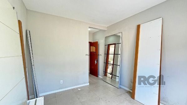 Casa Condominio em Porto Alegre, no bairro Aberta Dos Morros, com 3 dormitório(s), à venda.