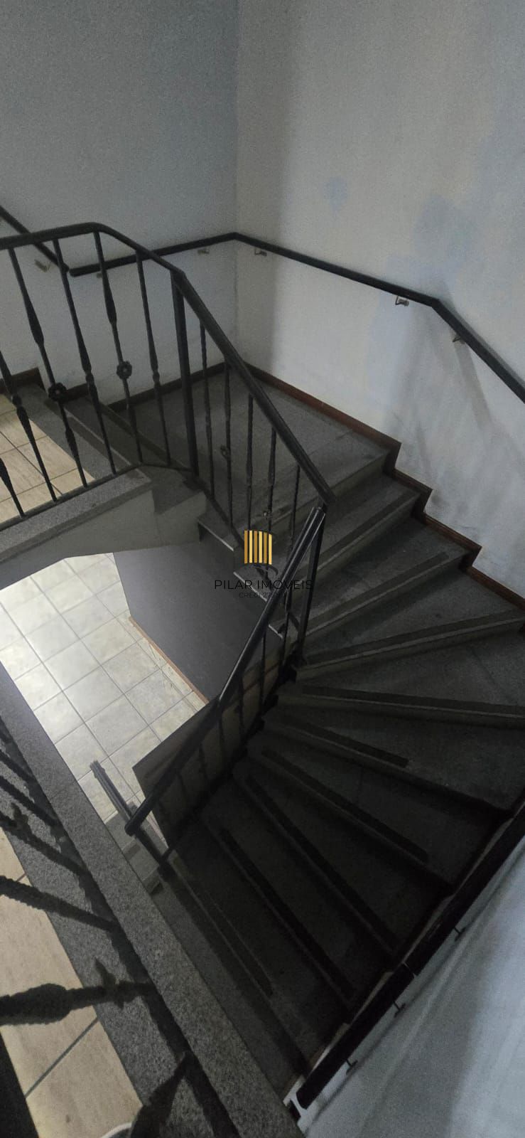 Pavilhão Comercial à Venda