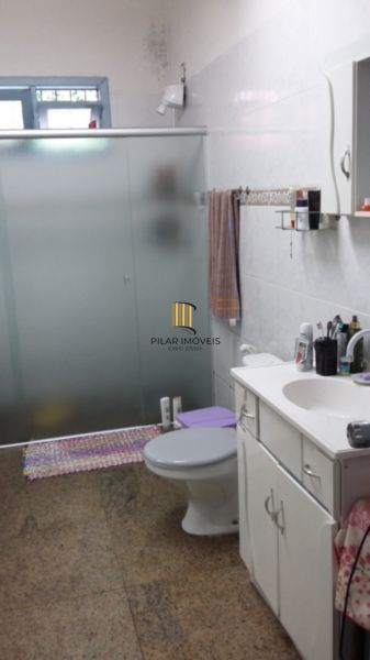 Casa para Venda - 220.83m², 3 dormitórios, 2 vagas - Vila Nova