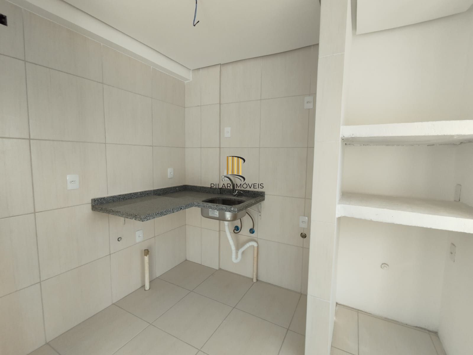 Apartamento 2 dormitórios no bairro Cavalhada