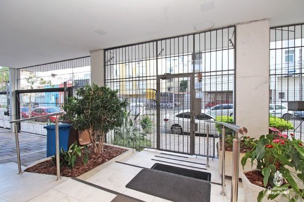 Apartamento para Venda - 102m², 3 dormitórios, sendo 1 suites, 1 vaga - Menino Deus