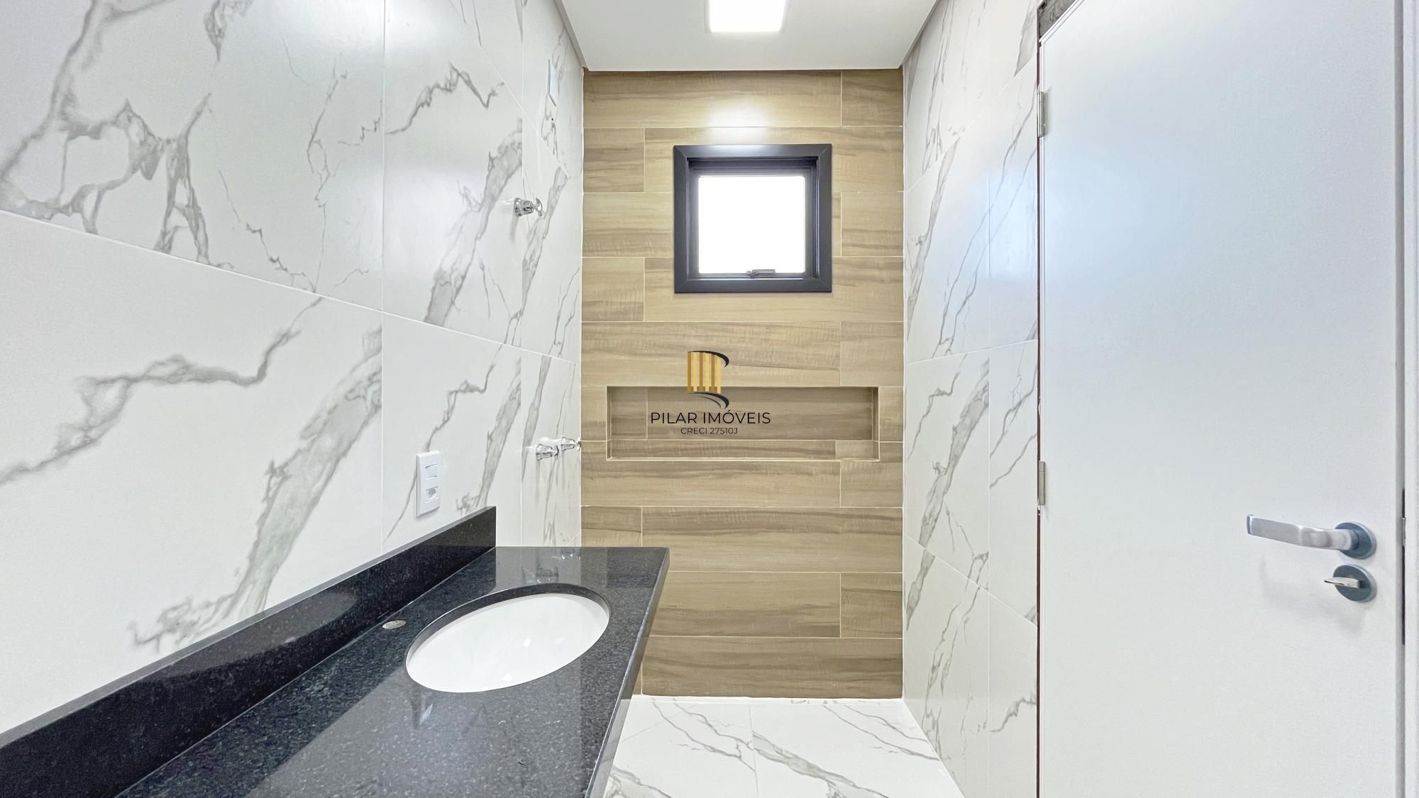 Casa Condominio em Porto Alegre, no bairro Hípica, com 3 dormitório(s), e 3 banheiros, à venda.