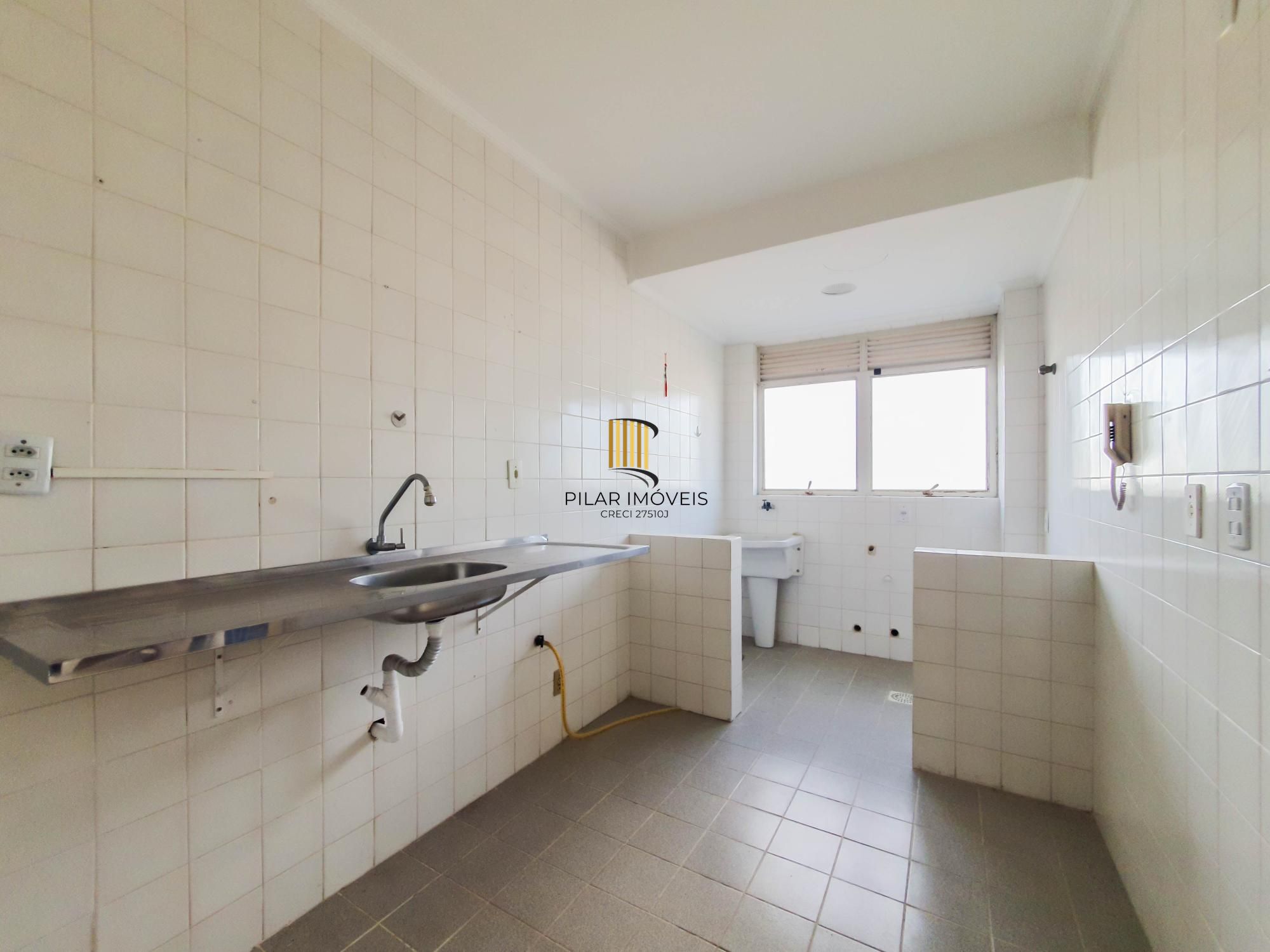 Excelente apartamento de 2 dormitórios no Cristal