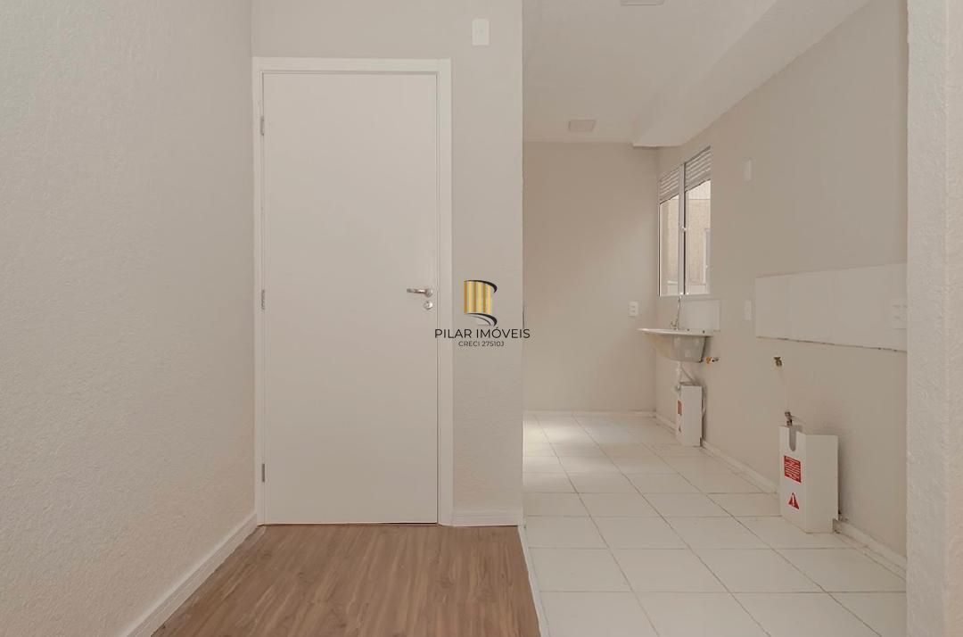 Ótimo apto térreo com 2 dormitórios com vaga de estacionamento