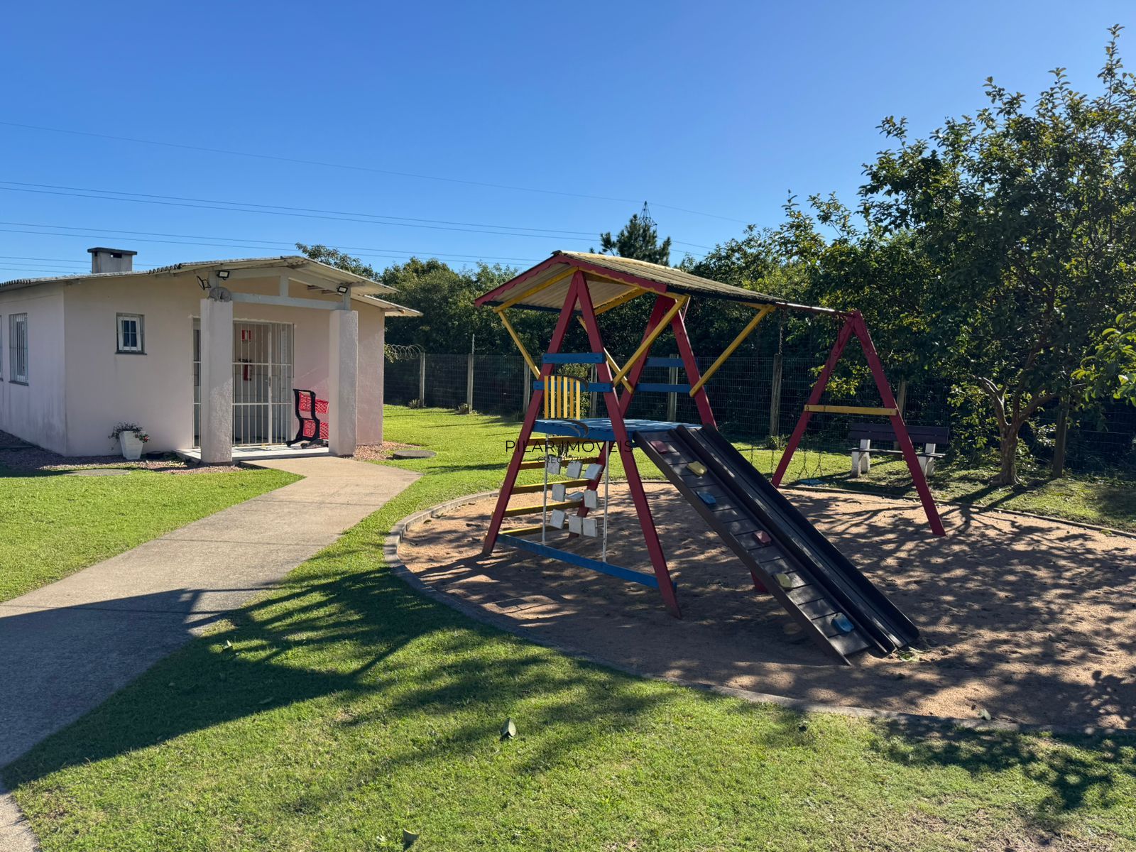 Apartamento 2 dormitório(s),com 1 vaga de garagem coberta à venda.