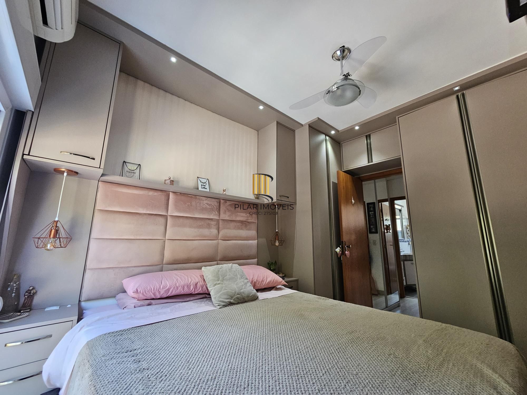 Sobrado em condomínio fechado