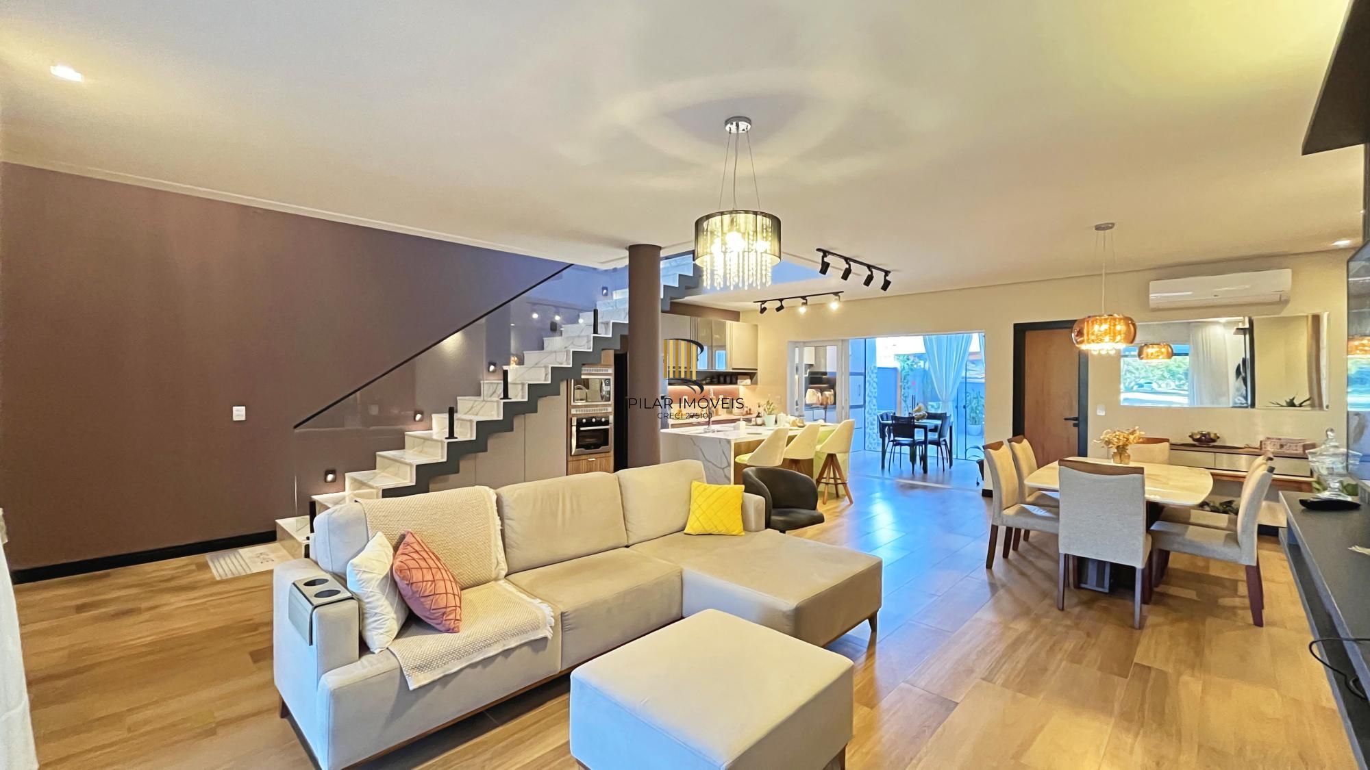 Casa à venda com 174m², 3 dormitórios, 3 suítes, 2 vagas, no bairro Hípica em Porto Alegre - Pilar Imóveis
