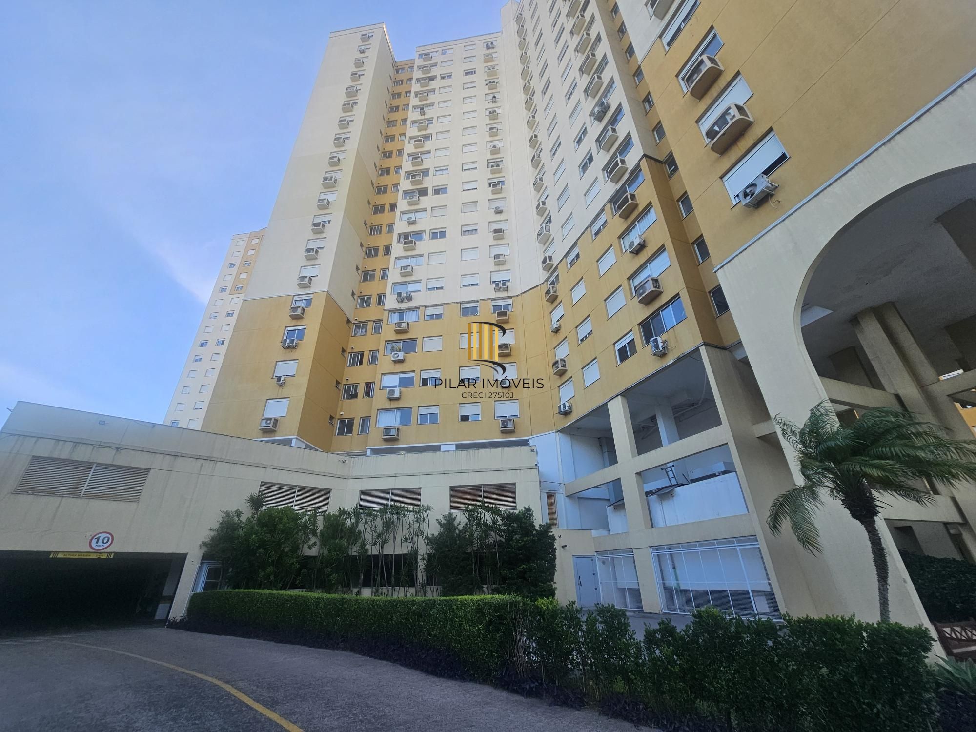 Apartamento semi mobiliado impecável com vista no Condominio Terra Nature !