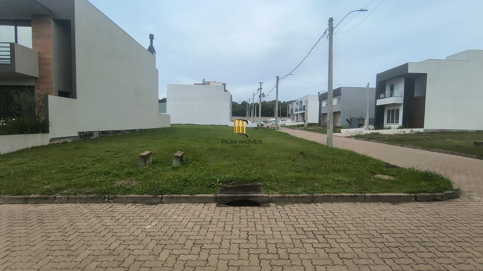 Terreno de esquina no Condominio Ilha Verde bairro Campo Novo