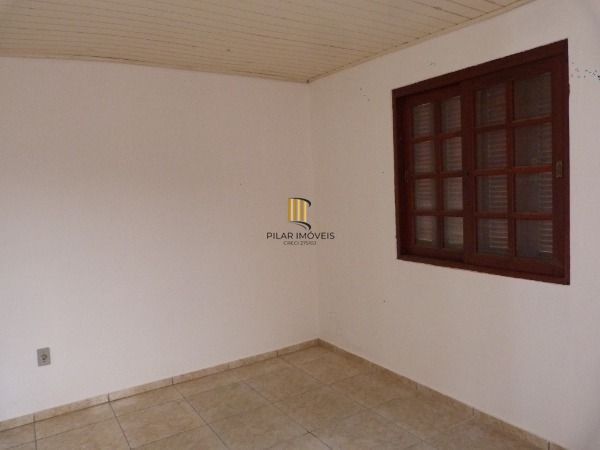 Casa para Venda - 90m², 3 dormitórios, 1 vaga - Restinga