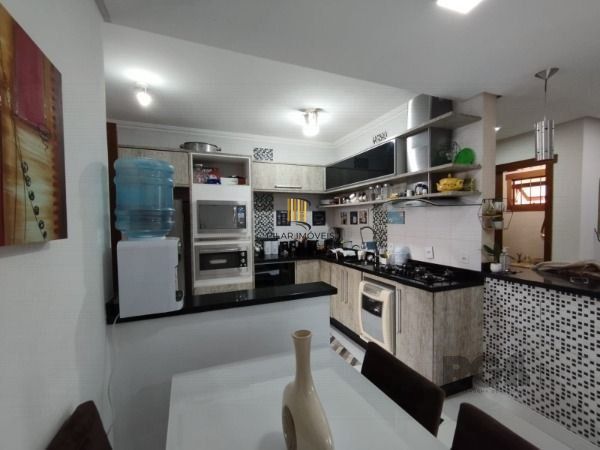 Casa 3 dormitórios no bairro Aberta dos Morros