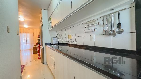 Casa 3 dormitórios no bairro Hípica