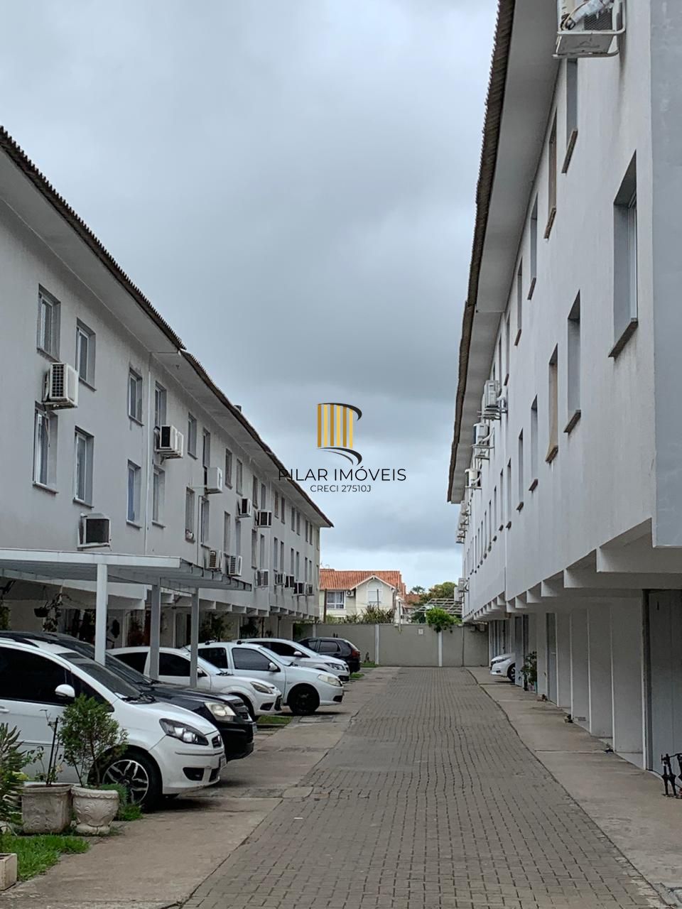 Sobrado 2 dormitórios no bairro Aberta dos Morros - Pilar Imóveis