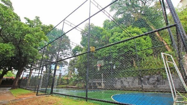 Casa Condominio em Porto Alegre, no bairro Pedra Redonda, com 3 dormitório(s), e 3 banheiros, à venda.