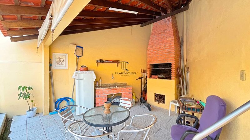Casa 3 dormitórios no bairro Santa Tereza