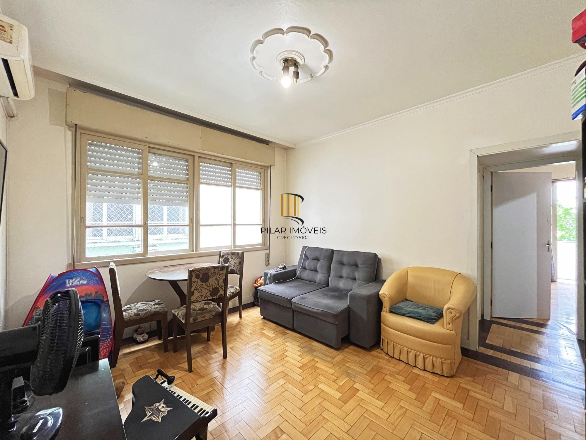 Apartamento 2 dormitórios no bairro Menino Deus