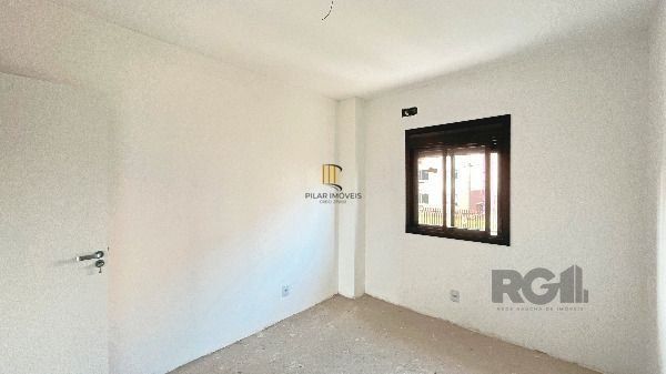 Casa em Porto Alegre, no bairro Hípica, com 3 dormitório(s), e 3 banheiros, à venda.