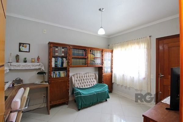 Casa Condominio para Venda - 197m², 3 dormitórios, sendo 1 suites, 2 vagas - Tristeza