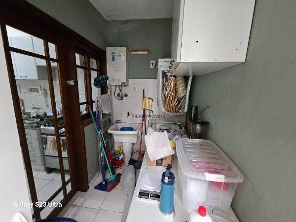 Casa Condominio em Porto Alegre, no bairro Ipanema, com 3 dormitório(s), e 3 banheiros, à venda.