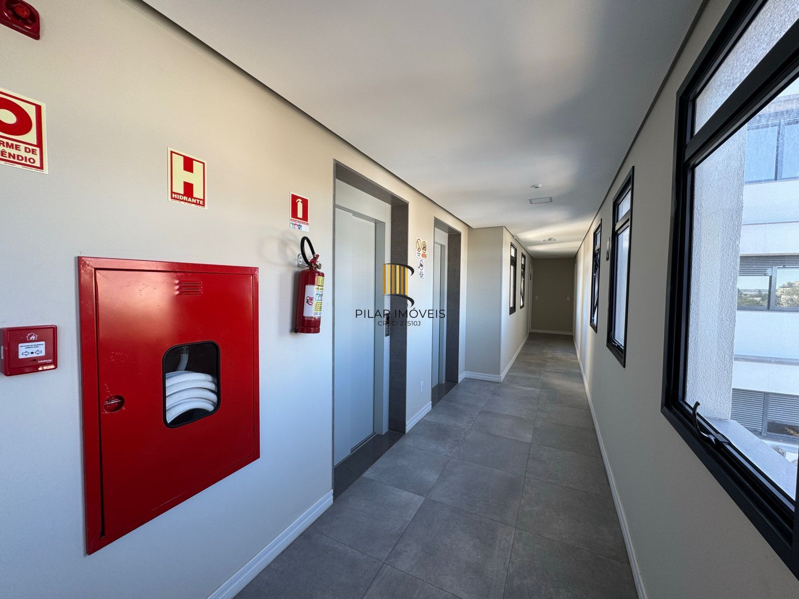 Apartamento 2 dormitórios no bairro Cristal
