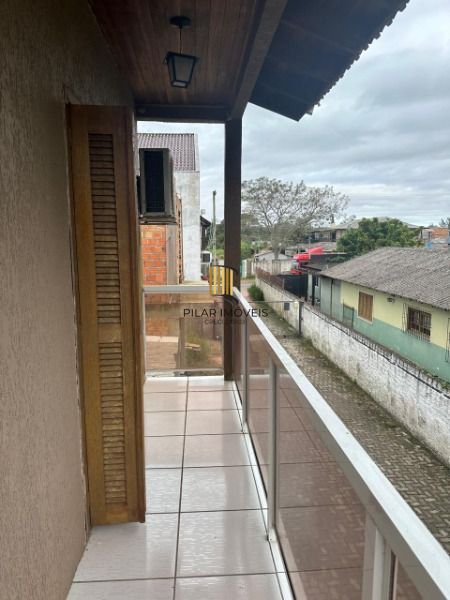 Casa Condominio em Porto Alegre, no bairro Ponta Grossa, com 3 dormitório(s), e 3 banheiros, à venda.
