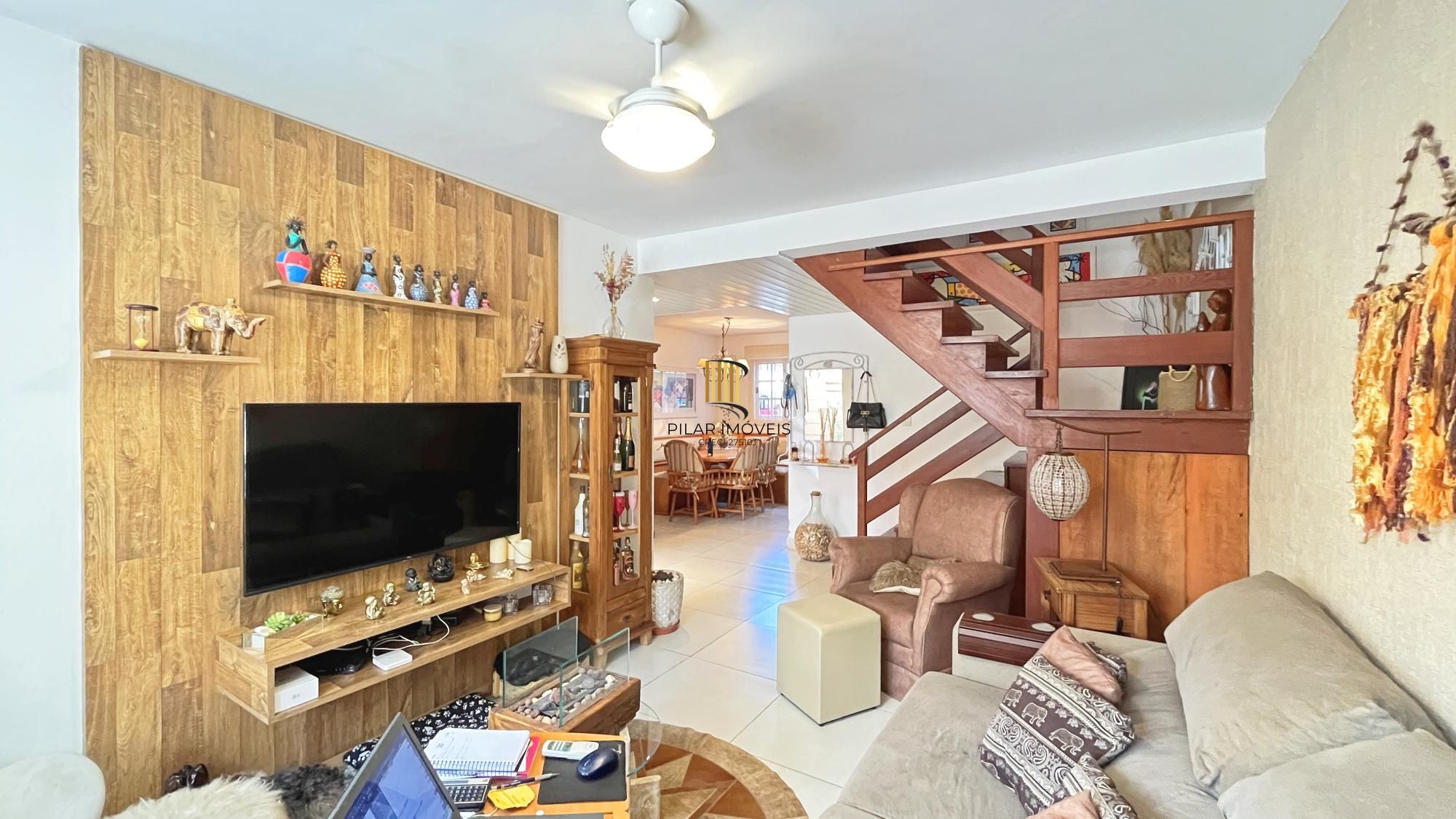 Casa de Condomínio 3 dormitórios no bairro Guarujá