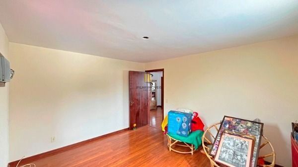 Casa para Venda - 235.64m², 3 dormitórios, sendo 1 suites, 3 vagas - Guarujá