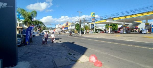 Conjunto/Sala em Porto Alegre, no bairro Camaquã, à venda.