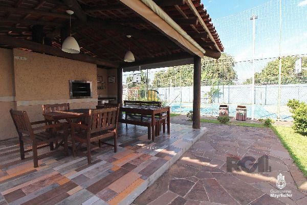 Casa Condominio em Porto Alegre, no bairro Aberta dos Morros, com 3 dormitório(s), e 3 banheiros, à venda.