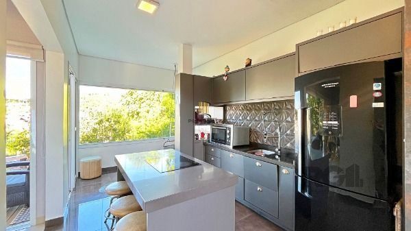 Casa Condominio em Porto Alegre, no bairro Aberta Dos Morros, com 3 dormitório(s), e 3 banheiros, à venda.