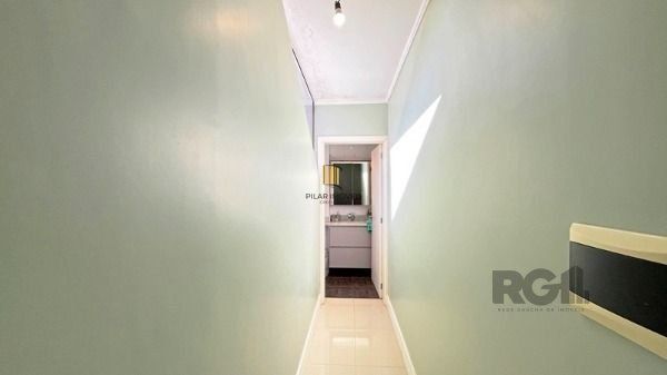 Casa em Porto Alegre, no bairro Hípica, com 3 dormitório(s), e 3 banheiros, à venda.