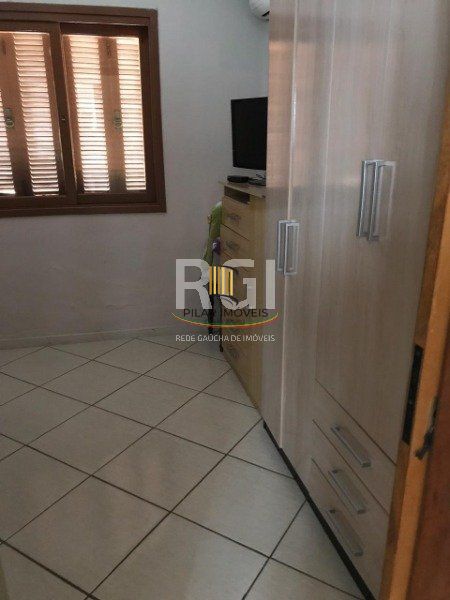 Casa para Venda - 150m², 3 dormitórios, 2 vagas - Vila Nova
