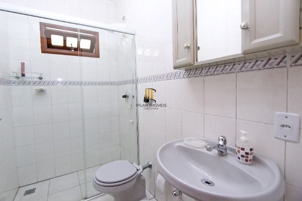 Casa para Venda - 287.96m², 4 dormitórios, sendo 1 suites, 4 vagas - Imperial Parque
