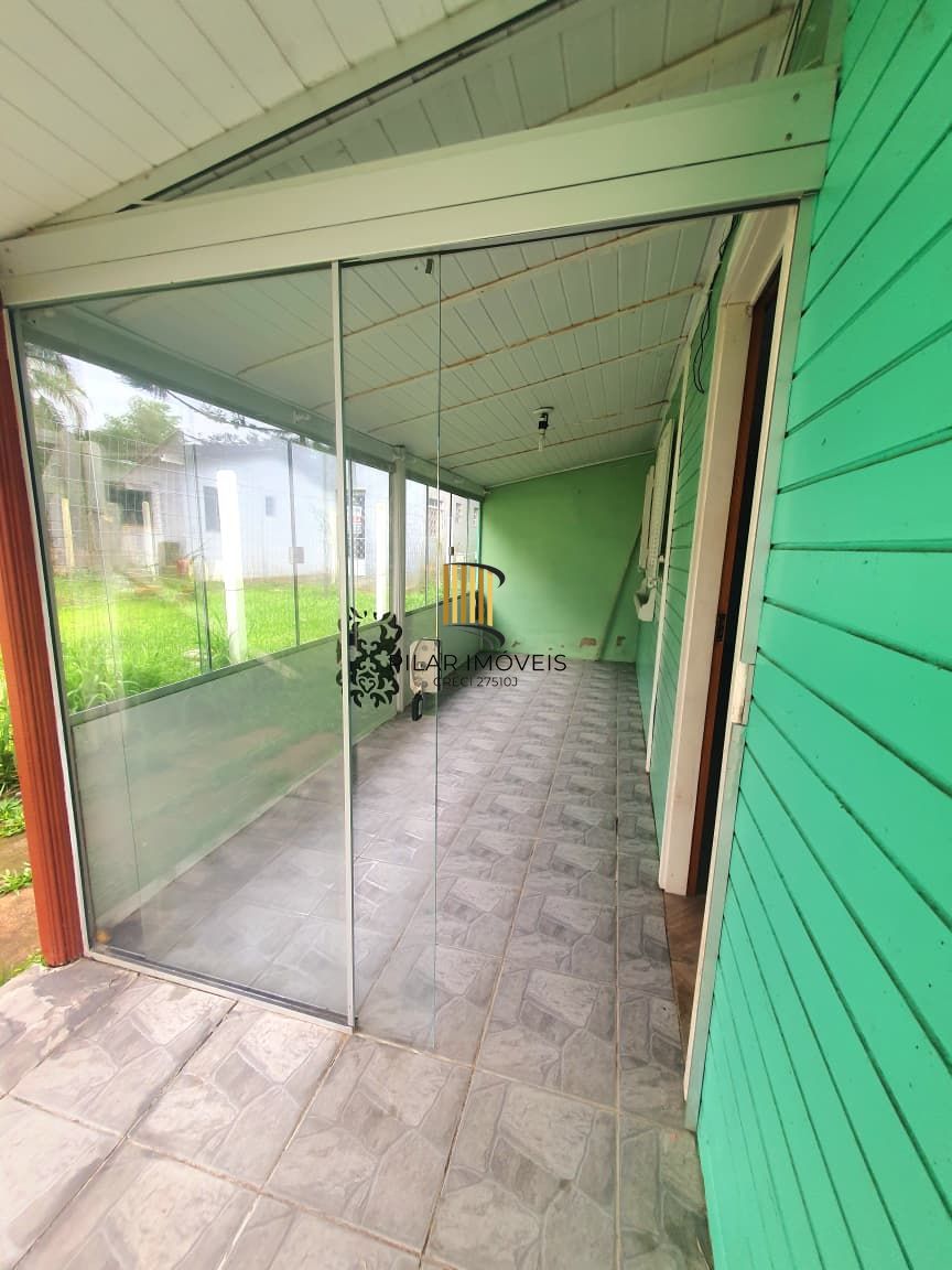 Casa 3 dormitórios no bairro Lami