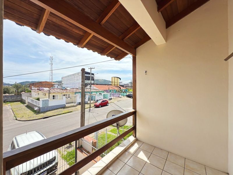 Casa 3 dormitórios no bairro Aberta dos Morros