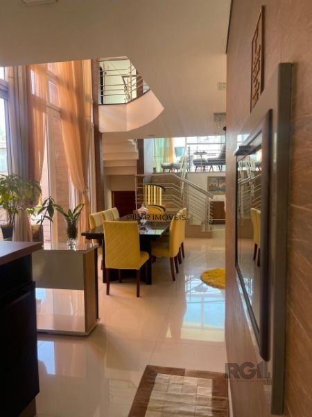 Casa Condominio em Porto Alegre, no bairro Jardim Carvalho, com 3 dormitório(s), à venda.